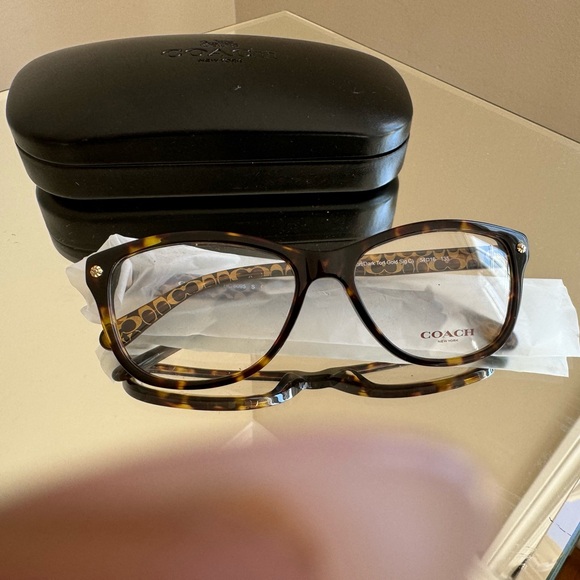 Eyeglasses 🔥 - Picture 4 of 6